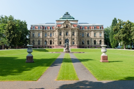 BGH gibt Influencer:innen mehr Sicherheit und Freiheit - Der I. Zivilsenat am BGH hat die Pflichten der Influencer:innen nachvollziehbarer geregelt - Foto: Joe Miletzki